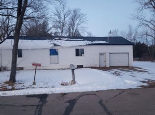 4968 Ball Park Rd, Little Suamico, WI 54141