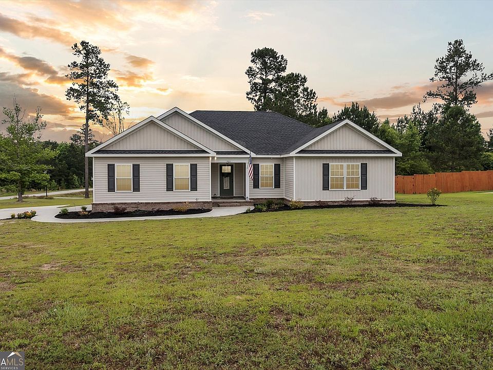 1st image of 260 Tavern Ln