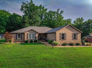 10421 Saint Paul Dr, Mount Vernon, IN 47620