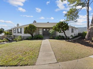 900 Crestview Dr, San Carlos, CA 94070