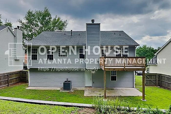 658 Castlebrooke Way SE — Photo 21