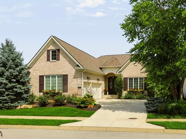 15153 Kampen Cir, Carmel, IN 46033
