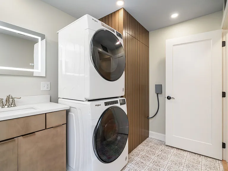 100 E Tennessee Ave #101 — Photo 20