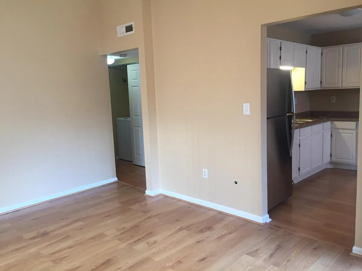 1718 Hunters Trail — Photo 4