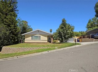 281 Hillandale Ct, Riverside, CA 92507