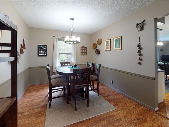 5th image of 2819 Eastroad