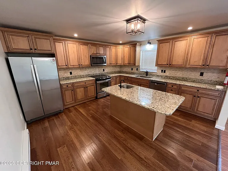 31 Hemlock Dr — Photo 11