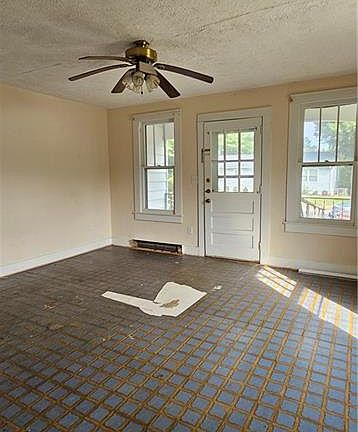 2nd image of 619 Thomas St