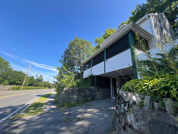 2nd image of 155 Lebanon St