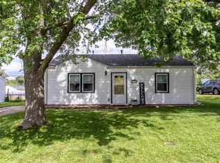 7315 Volquardsen Ave, Davenport, IA
