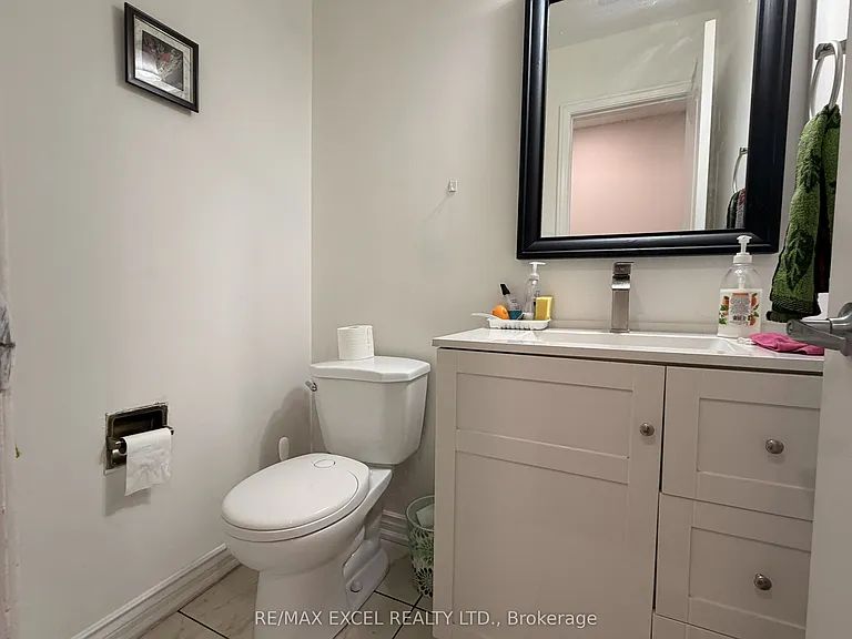 50 Shootfield Cres — Photo 4