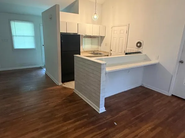 2407 E Cold Spring Ln, Baltimore, MD 21214