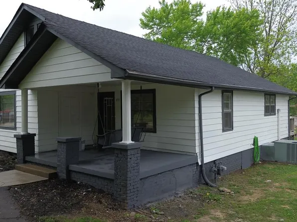 493 E Main St, Dresden, TN 38225