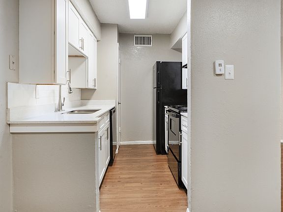 5th image of 13750 Esperanza Rd #C1202