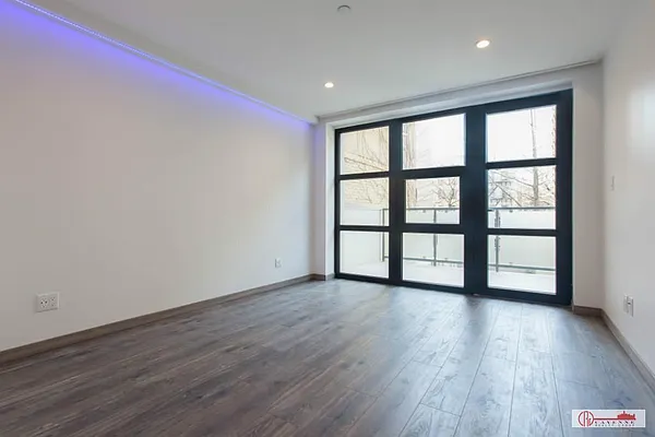 Rented by Cayenne Realty Group | media 11