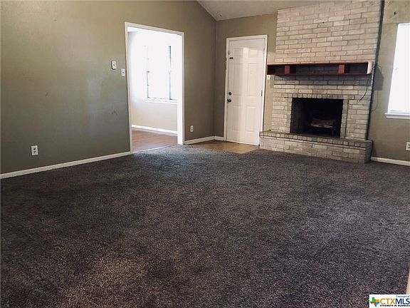 2nd image of 302 Fleetwood Dr