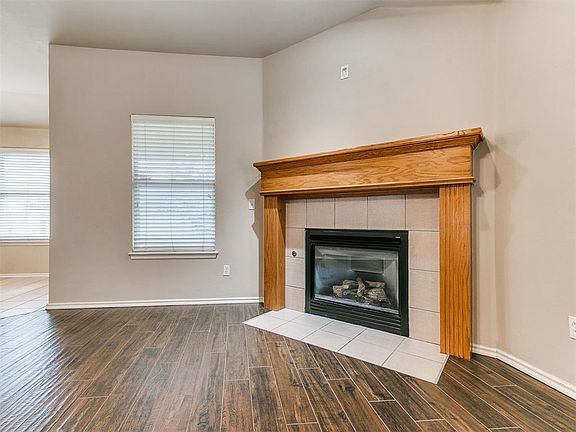 5th image of 2109 Bradford Way