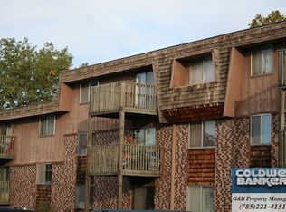 2324 SW Briarwood Plz APT 303F, Topeka, KS 66611