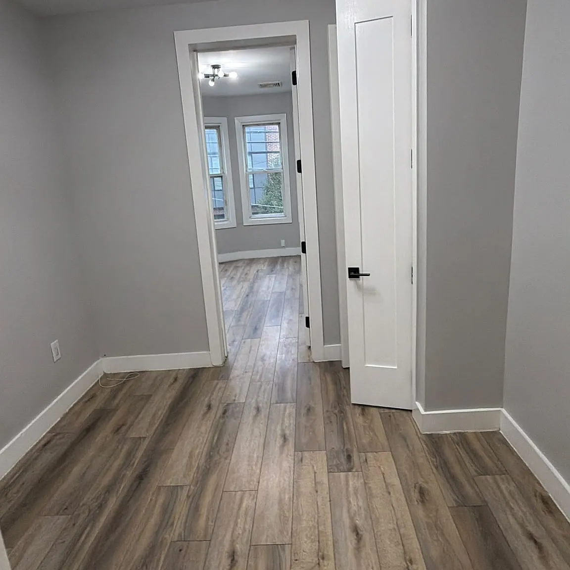 1164 Summit Ave — Photo 3