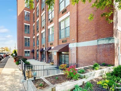 384 Trenton Ave APT 2C, Paterson, NJ, 07503