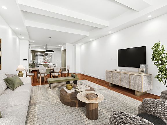 3rd image of 43 W 64th St #4D
