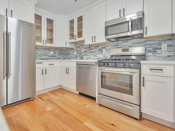 49 Showers Dr APT A142