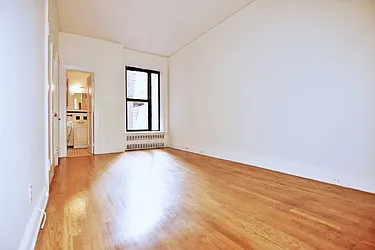 Rented by Balass Ralph, LREB