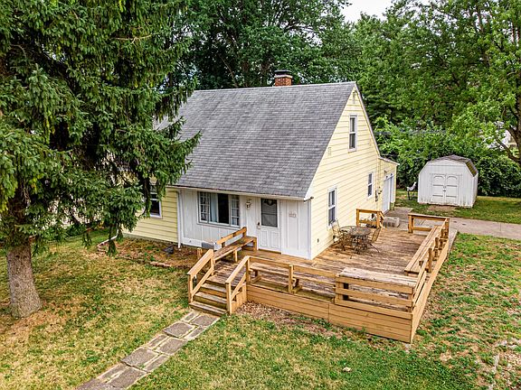 4th image of 2271 Ashley Dr