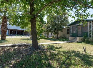 311 Tanglewood Ln, Somerville, TX 77879