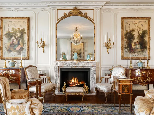 990 5th Avenue image 3 of 19