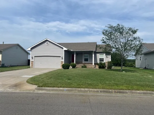 532 S Longbranch Dr, Maize, KS 67101