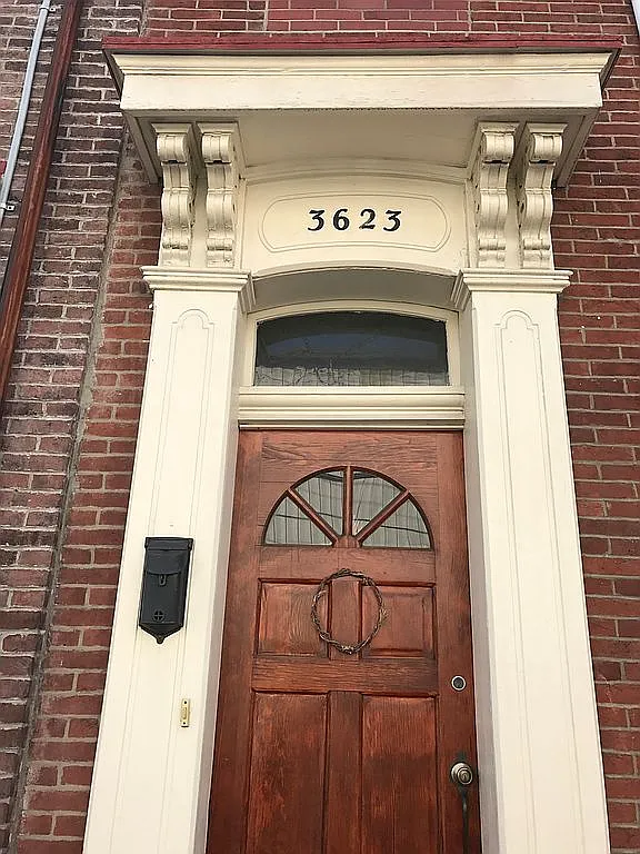 3623 Charlotte St photo 1