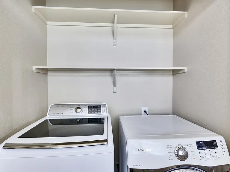 2606 Wilson St #402 — Photo 14
