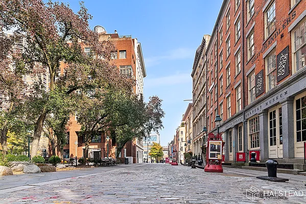 Rented by Brown Harris Stevens | media 21