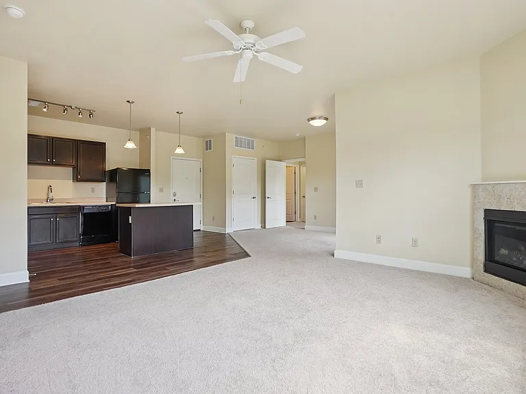 Trail Ridge at Woodland Park Apartments — Photo 21