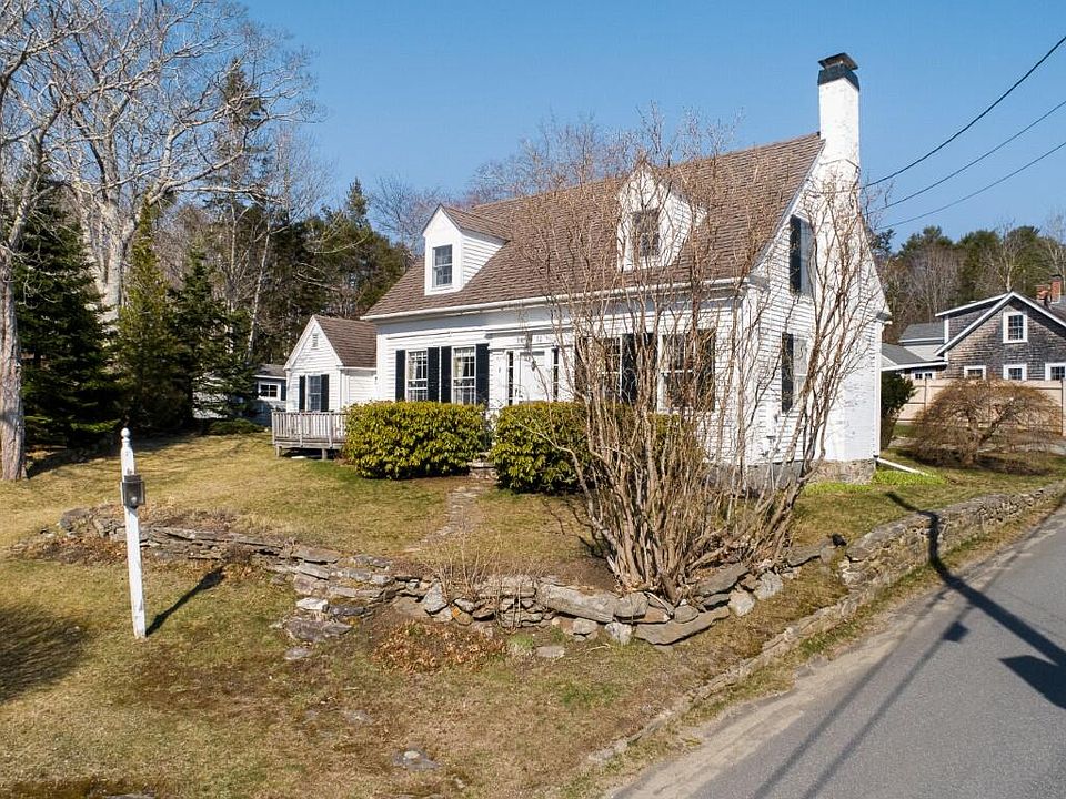 8 Williams Street, Boothbay Harbor, ME 04538 Zillow