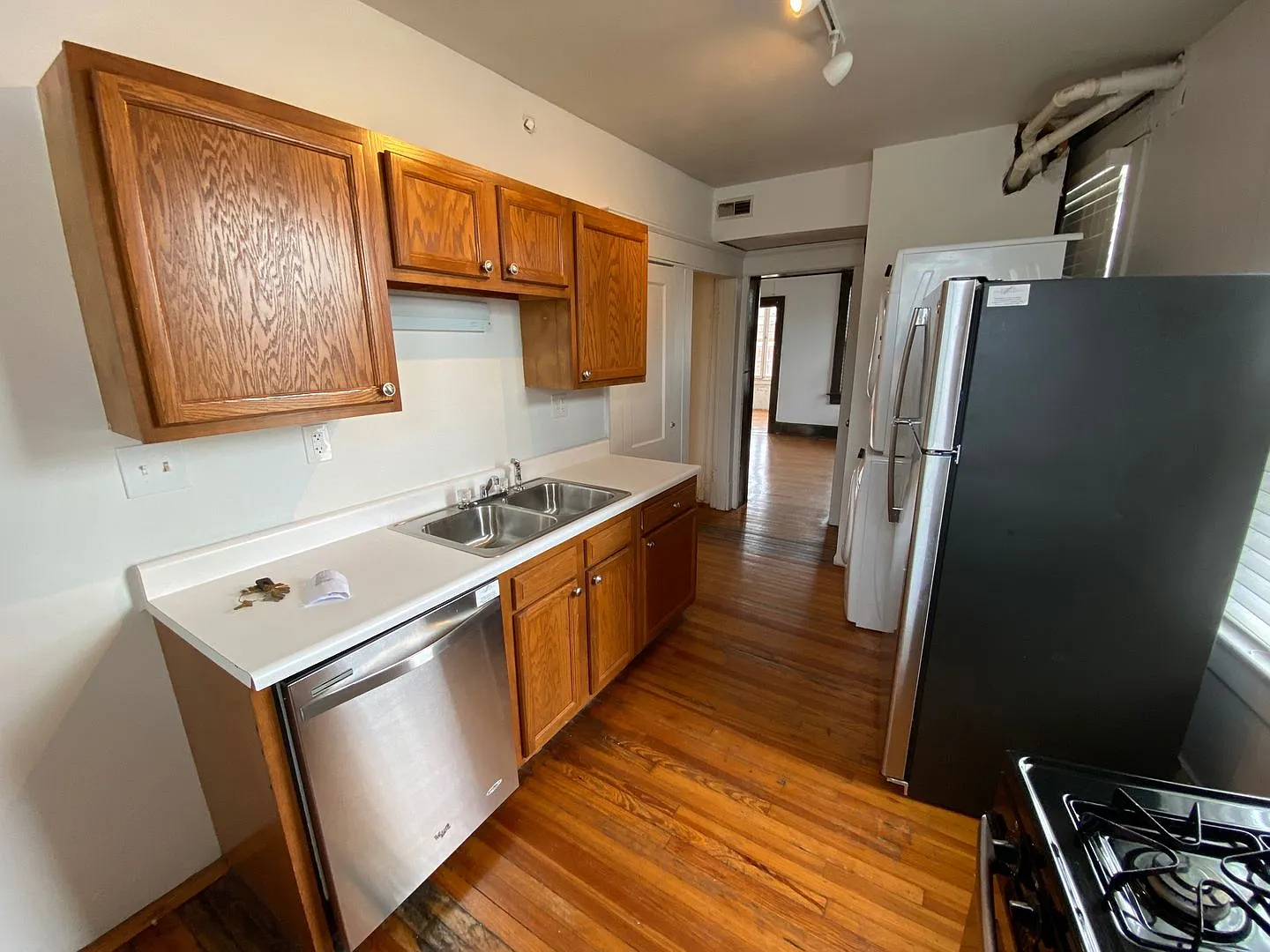 E Norwich Ave 4-16 SSR — Photo 4