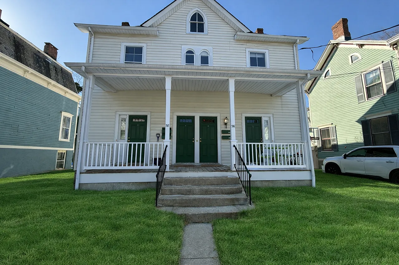 2 bed, $2,450 — Photo 1
