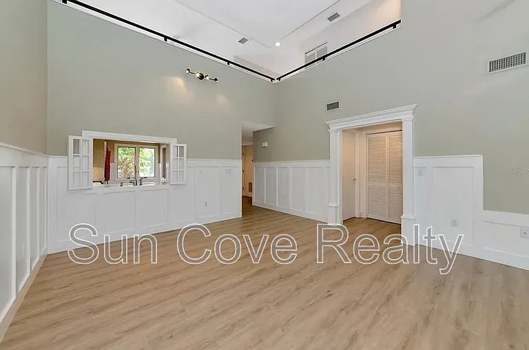 4518 Ascot Cir S — Photo 8