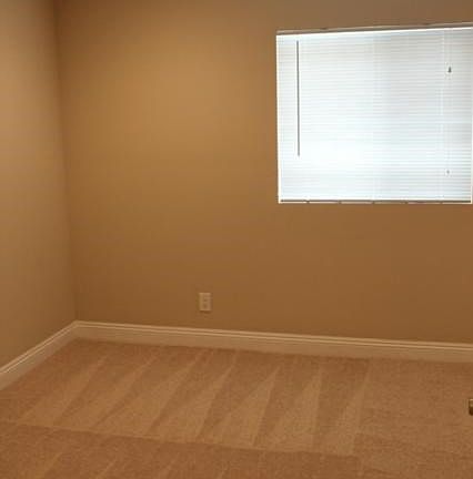 3rd image of 1541 Plaza Del Amo
