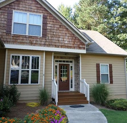2nd image of 40 Laurel Dr