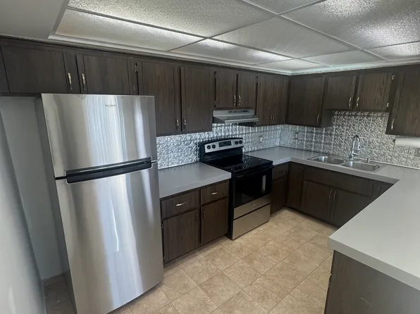 384 W Drahner Rd, Oxford, MI