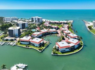 2230 Gulf Shore BLVD N #T4, NAPLES, FL 34102