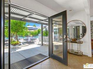 830 N Riverside Dr, Palm Springs, CA 92264