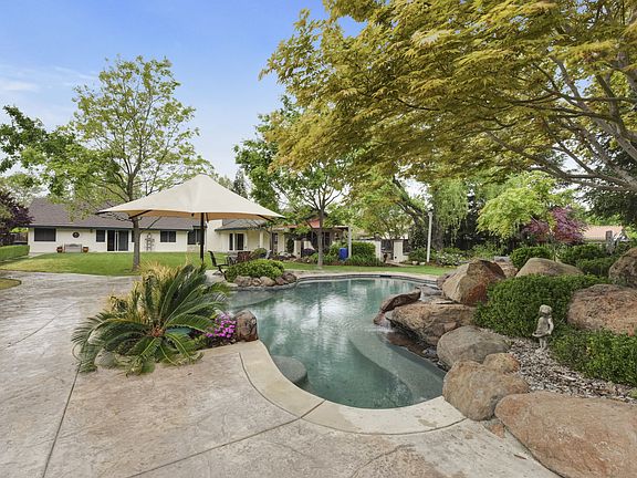 2nd image of 8231 Ardenness Dr