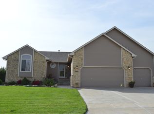 3917 N Rutgers St, Maize, KS 67101