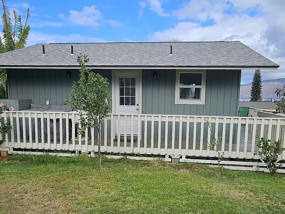 260 Manini Pl