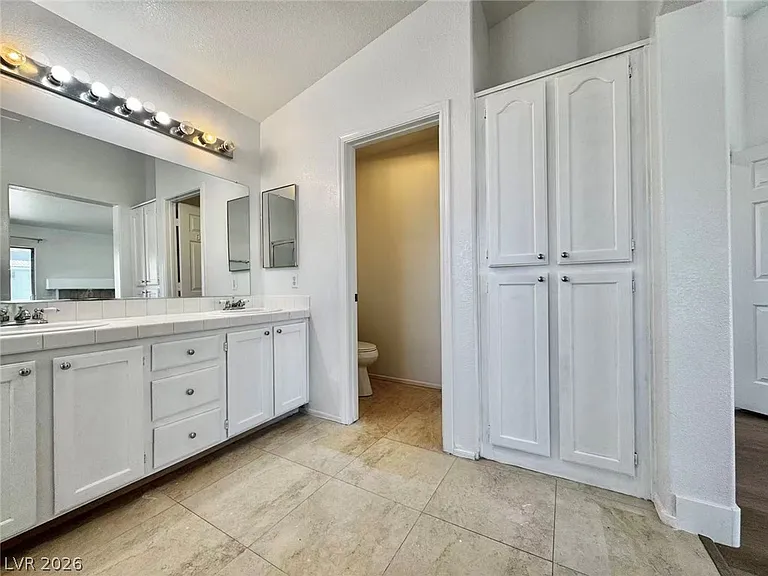 3829 Climbing Rose St — Photo 42