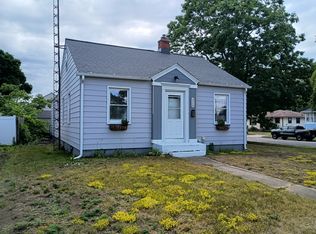 320 S Griffin St, Grand Haven, MI 49417
