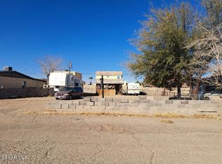 571 Cora Pl, El Paso, TX 79915